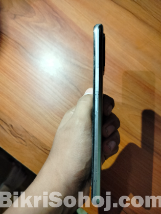 Realme 8